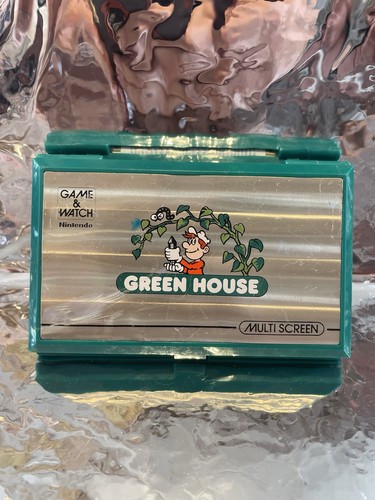 Nintendo game watch - &, green