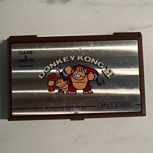 Nintendo game watch - &,